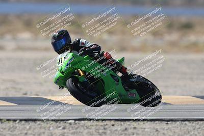 media/Oct-05-2025-CVMA (Sun) [[beeef4f201]]/Race 5-Amateur Supersport Open (Holeshot)/